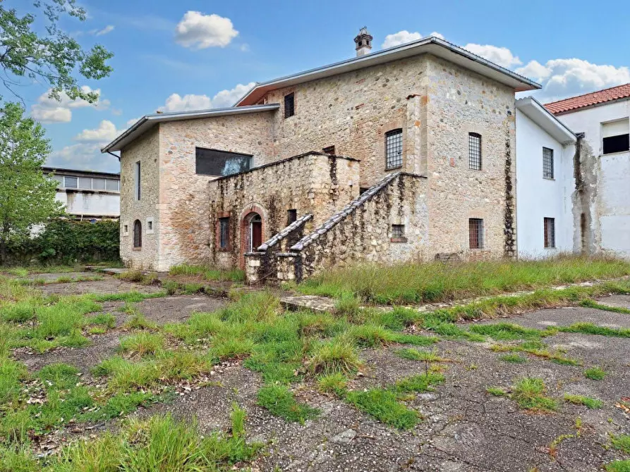 Immagine 1 di Capannone industriale in vendita  in Via Loc. Le Campora, N. snc a Oricola