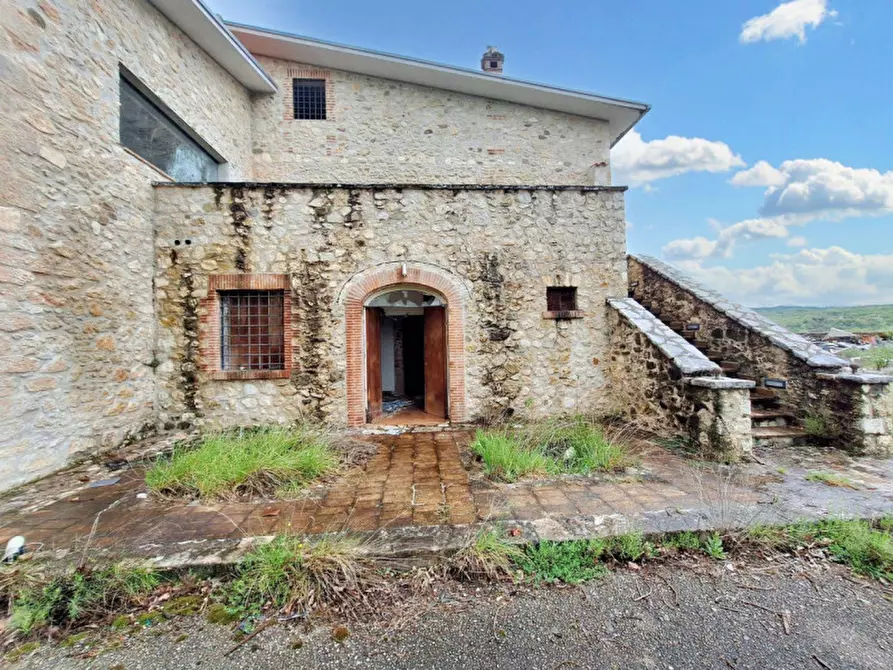 Immagine 2 di Capannone industriale in vendita  in Via Loc. Le Campora, N. snc a Oricola