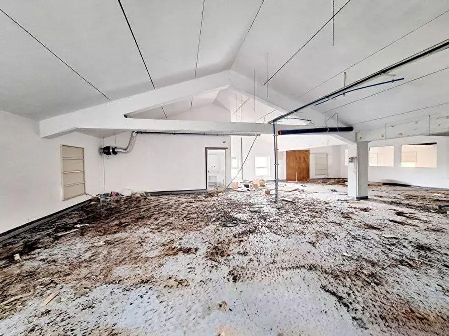 Immagine 8 di Capannone industriale in vendita  in Via Loc. Le Campora, N. snc a Oricola