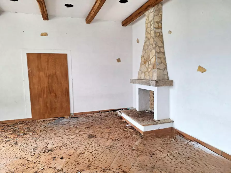 Immagine 10 di Capannone industriale in vendita  in Via Loc. Le Campora, N. snc a Oricola