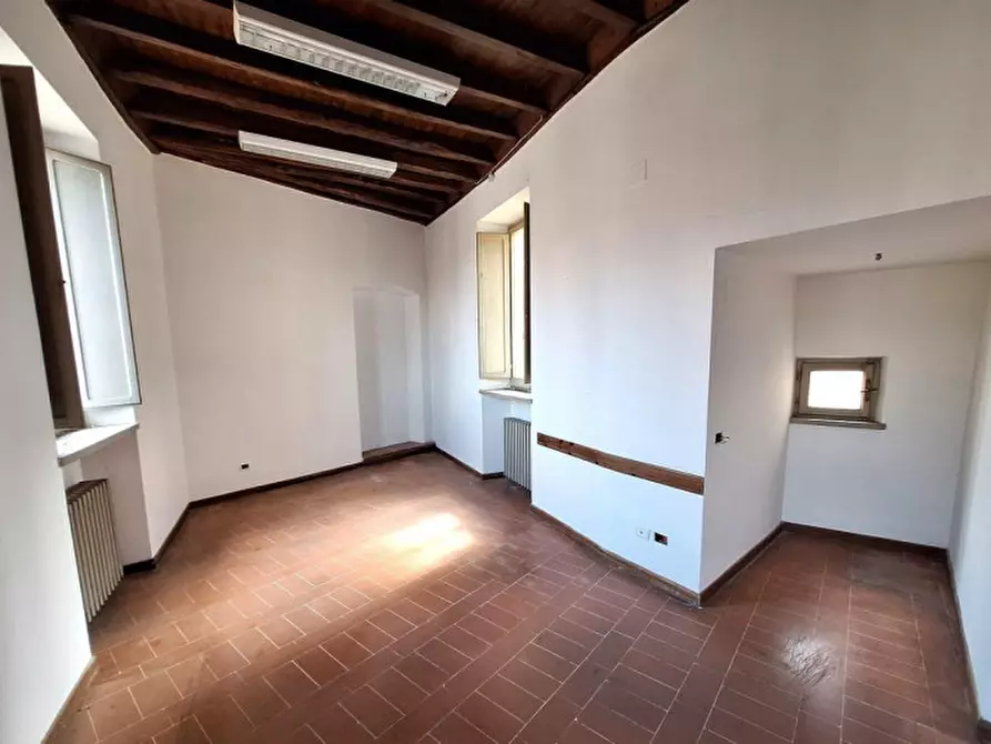 Immagine 6 di Ufficio in vendita  in Via di Fontesecca, N. 2-4 a Spoleto