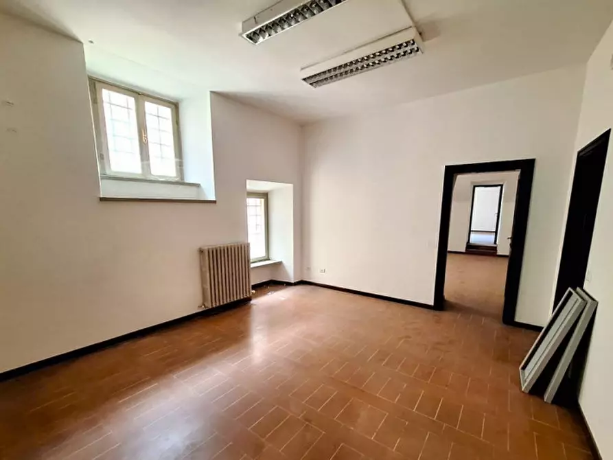 Immagine 17 di Ufficio in vendita  in Via di Fontesecca, N. 2-4 a Spoleto