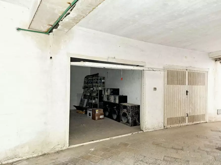 Immagine 1 di Posto auto in vendita  in P.zza Unità d'Italia, N. snc a Piazza Armerina