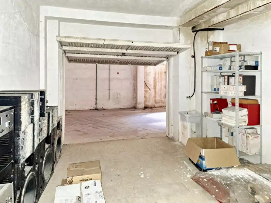 Immagine 3 di Posto auto in vendita  in P.zza Unità d'Italia, N. snc a Piazza Armerina