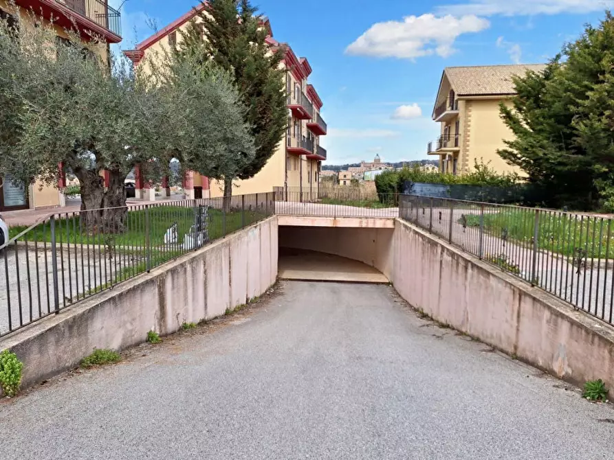 Immagine 4 di Posto auto in vendita  in P.zza Unità d'Italia, N. snc a Piazza Armerina