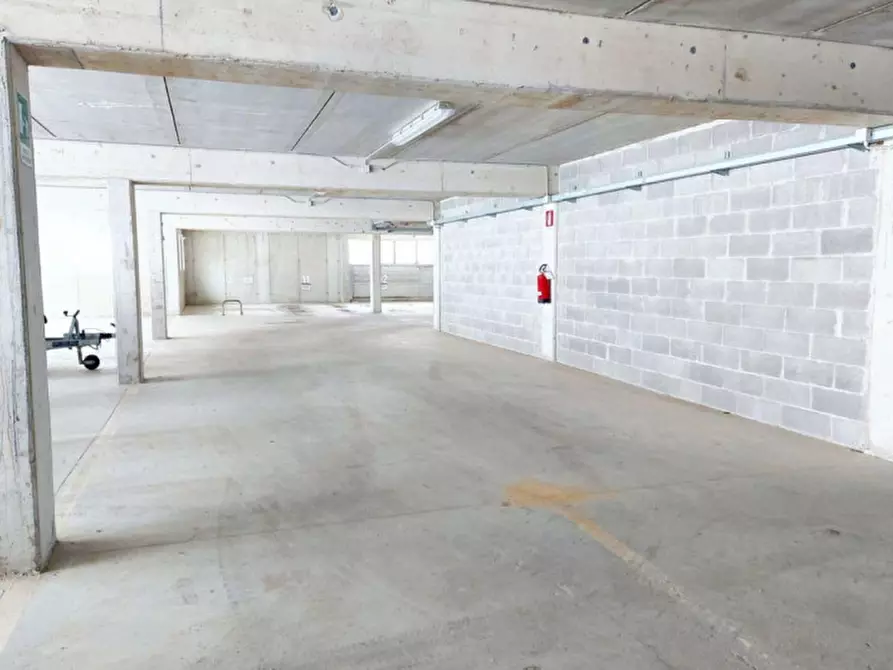 Immagine 9 di Posto auto in vendita  in Motta di sotto, N. snc a Campodolcino