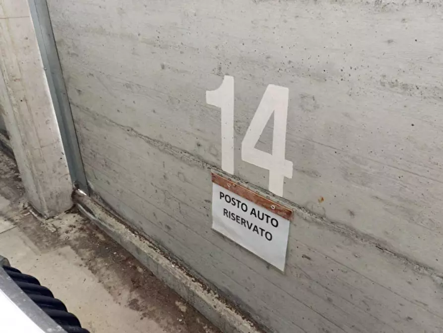 Immagine 2 di Posto auto in vendita  in Motta di sotto, N. snc a Campodolcino