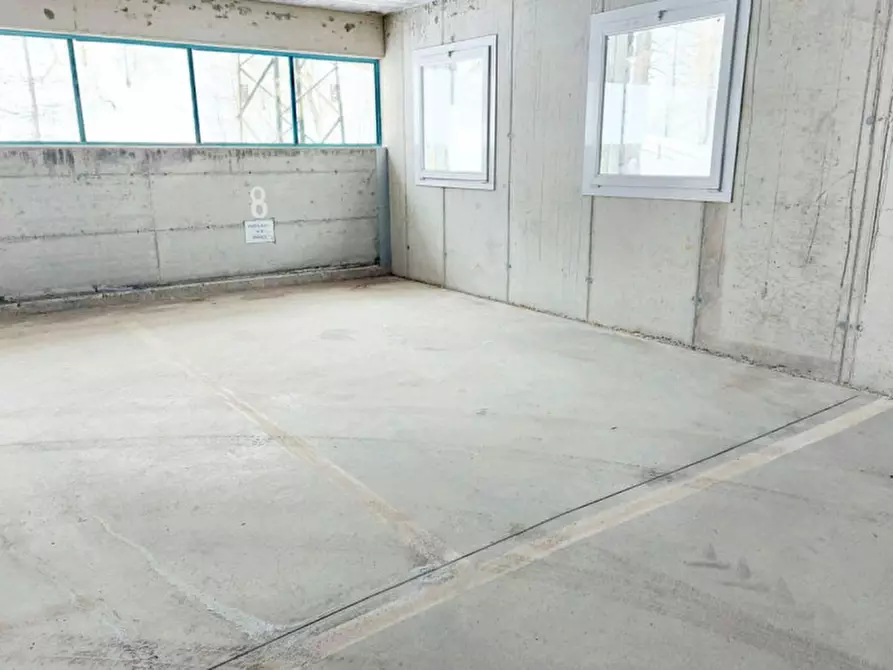 Immagine 3 di Posto auto in vendita  in Motta di sotto, N. snc a Campodolcino