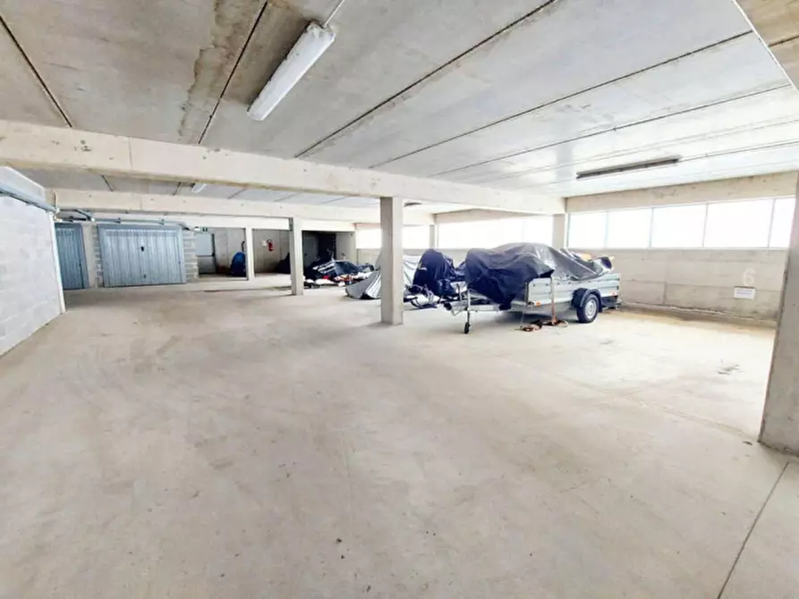 Immagine 5 di Posto auto in vendita  in Motta di sotto, N. snc a Campodolcino