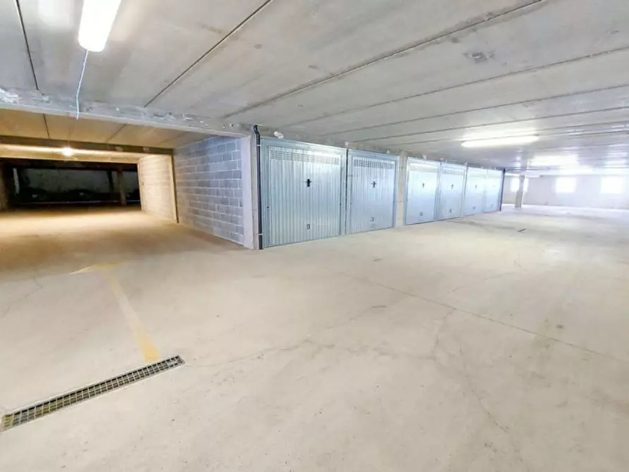 Immagine 13 di Posto auto in vendita  in Motta di sotto, N. snc a Campodolcino