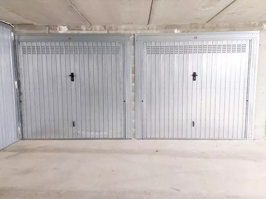 Immagine 1 di Posto auto in vendita  in Motta di sotto, N. snc a Campodolcino