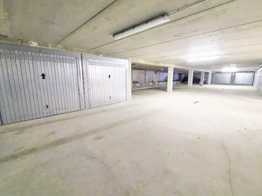 Immagine 11 di Posto auto in vendita  in Motta di sotto, N. snc a Campodolcino