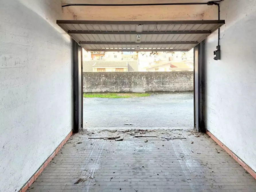 Immagine 4 di Posto auto in vendita  in Via Giacomo Leopardi, N. 28 a Colleferro