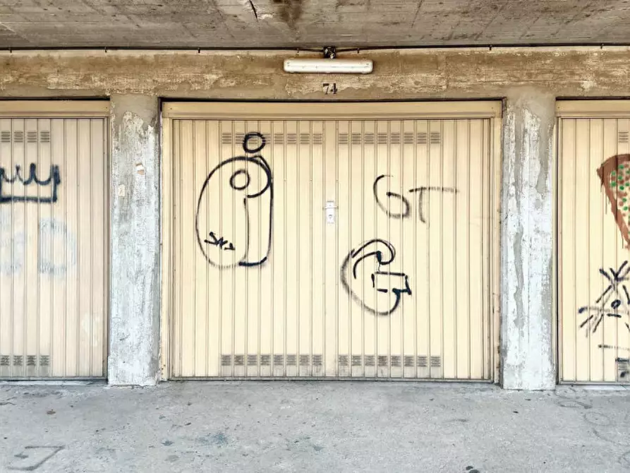 Immagine 5 di Posto auto in vendita  in Via Giacomo Leopardi, N. 28 a Colleferro