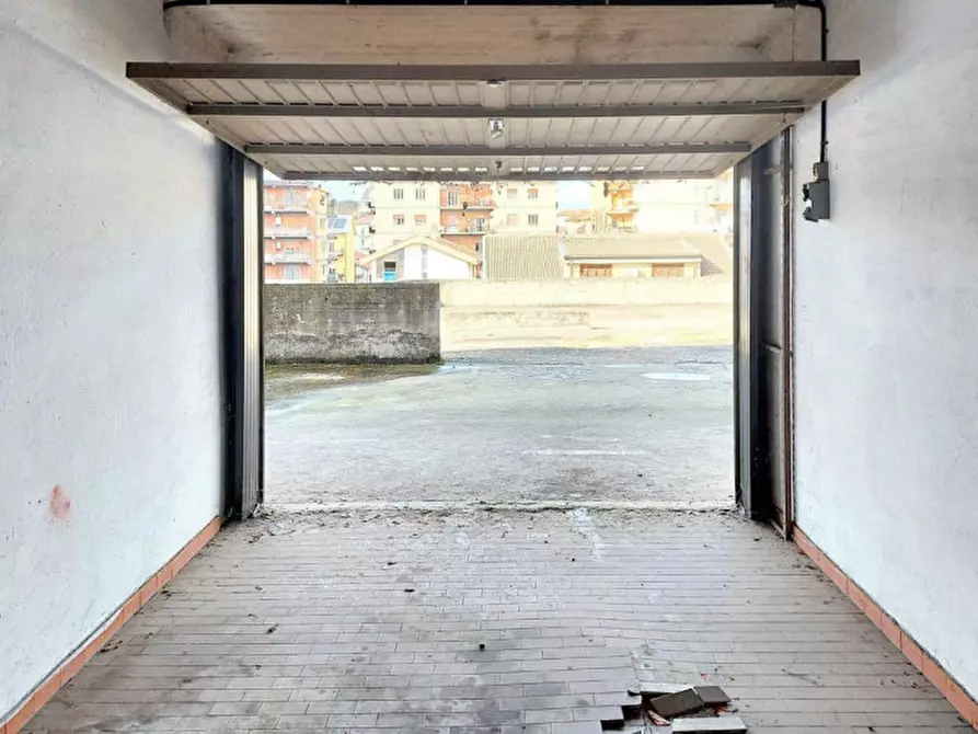 Immagine 9 di Posto auto in vendita  in Via Giacomo Leopardi, N. 28 a Colleferro