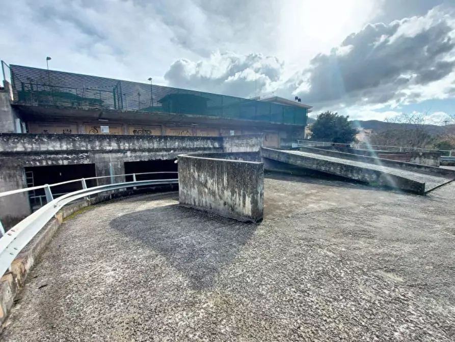 Immagine 15 di Posto auto in vendita  in Via Giacomo Leopardi, N. 28 a Colleferro