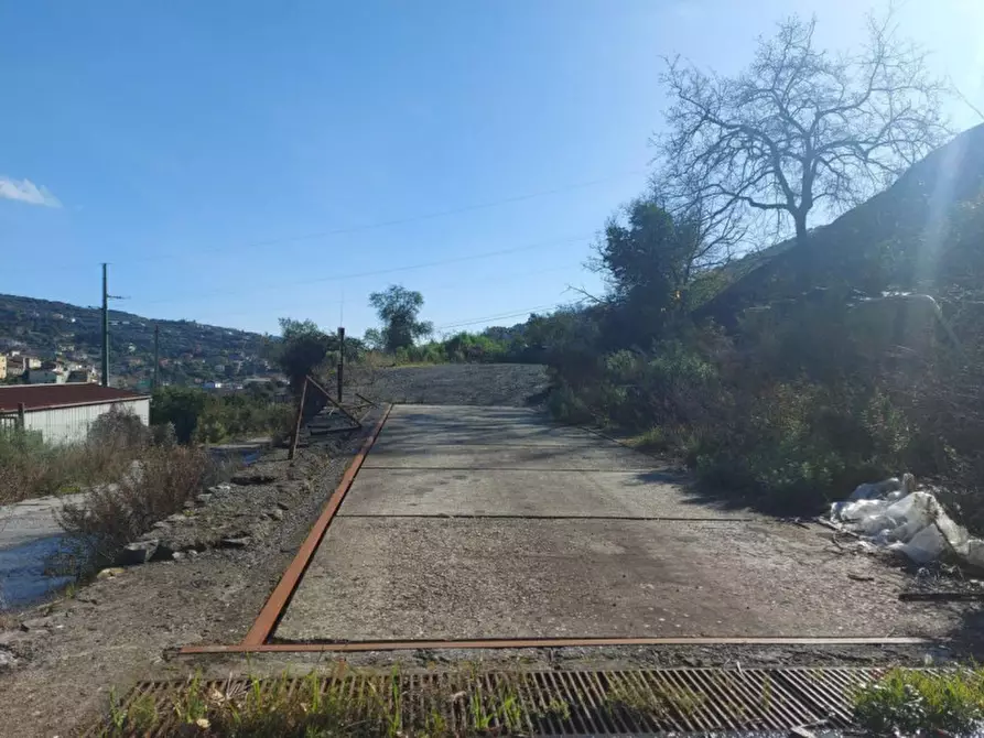 Immagine 5 di Terreno in vendita  in via Dolcedo, N. snc a Imperia