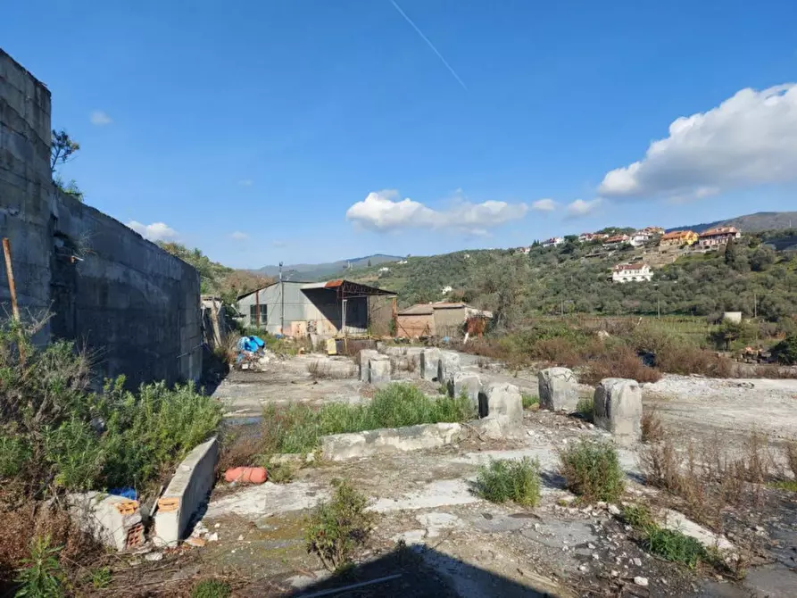 Immagine 8 di Terreno in vendita  in via Dolcedo, N. snc a Imperia