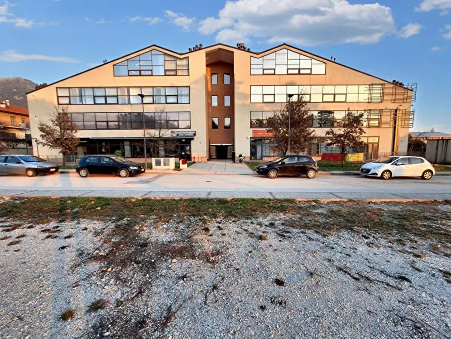 Immagine 13 di Negozio in vendita  in Via  Don Giuseppe Diana, N. snc a Gubbio