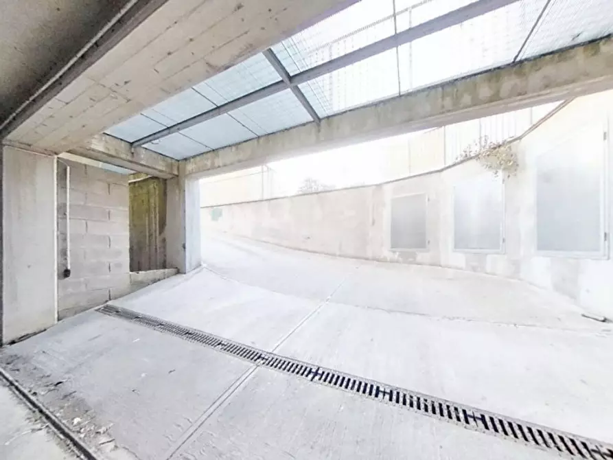 Immagine 8 di Ufficio in vendita  in Via  Don Giuseppe Diana, N. snc a Gubbio