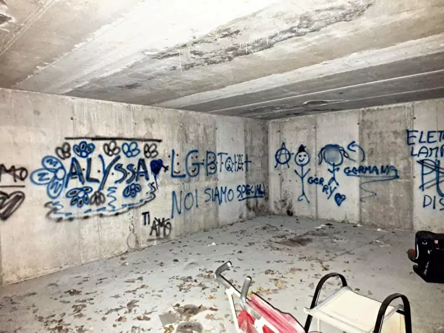 Immagine 12 di Negozio in vendita  in Via  Don Giuseppe Diana, N. snc a Gubbio