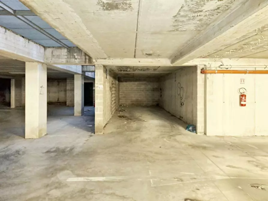 Immagine 14 di Negozio in vendita  in Via  Don Giuseppe Diana, N. snc a Gubbio