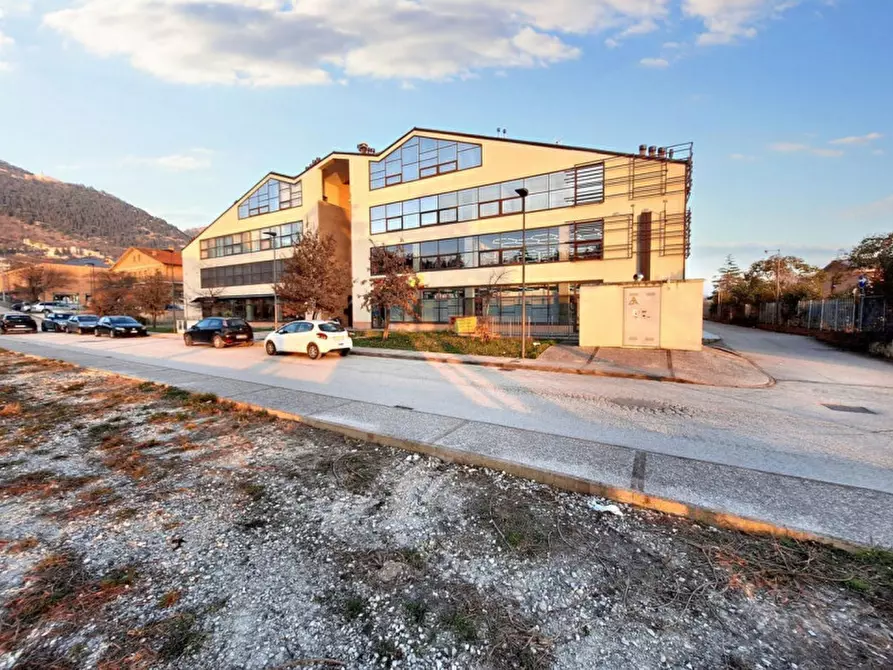 Immagine 20 di Negozio in vendita  in Via  Don Giuseppe Diana, N. snc a Gubbio