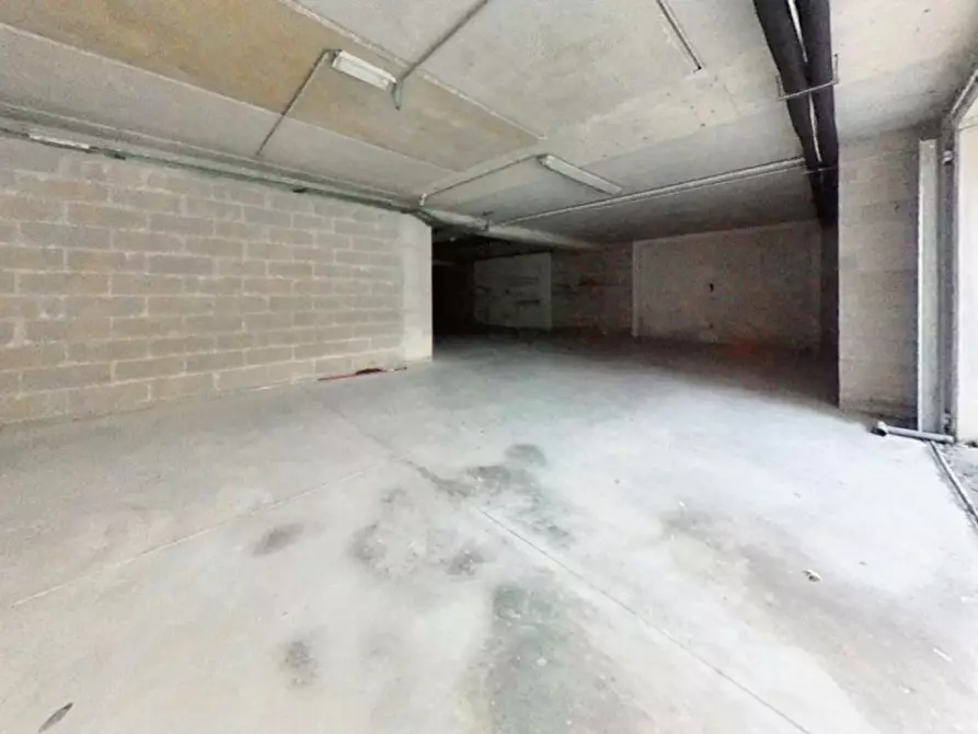 Immagine 4 di Negozio in vendita  in Via  Don Giuseppe Diana, N. snc a Gubbio