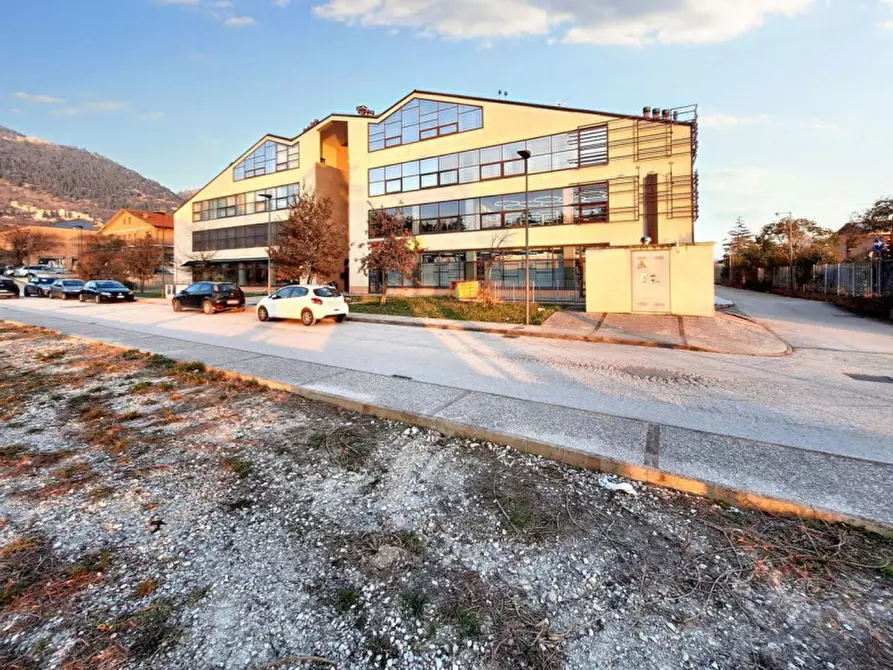 Immagine 10 di Negozio in vendita  in Via  Don Giuseppe Diana, N. snc a Gubbio