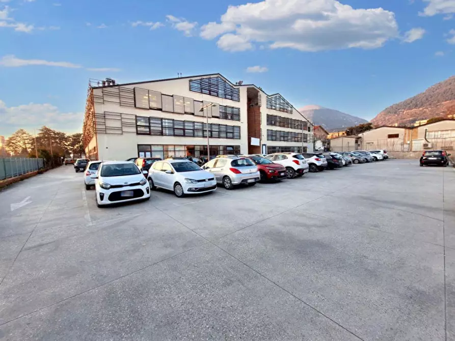 Immagine 15 di Negozio in vendita  in Via  Don Giuseppe Diana, N. snc a Gubbio