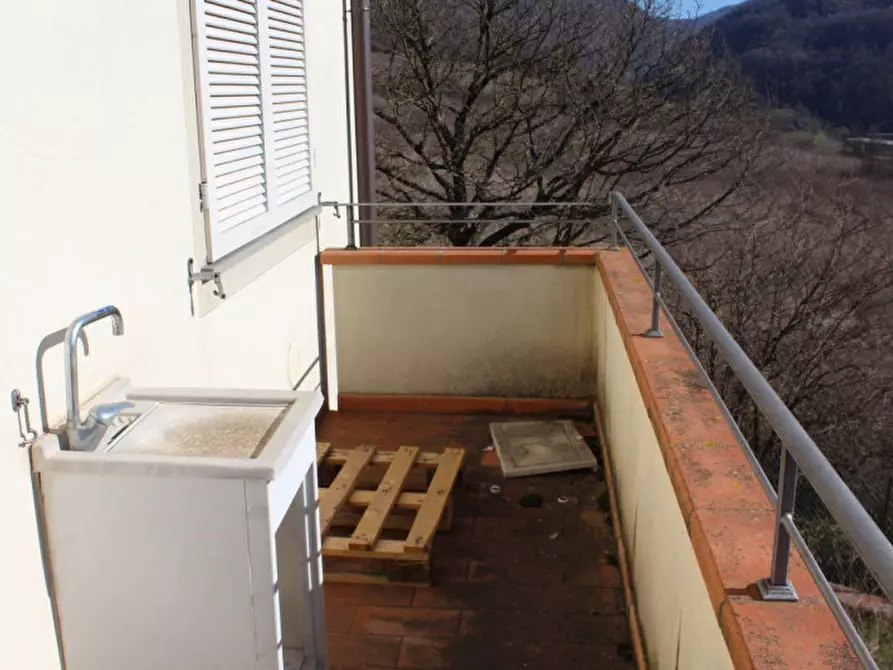 Immagine 4 di Appartamento in vendita  in Via Pietro Nenni, N. 6 a Firenzuola