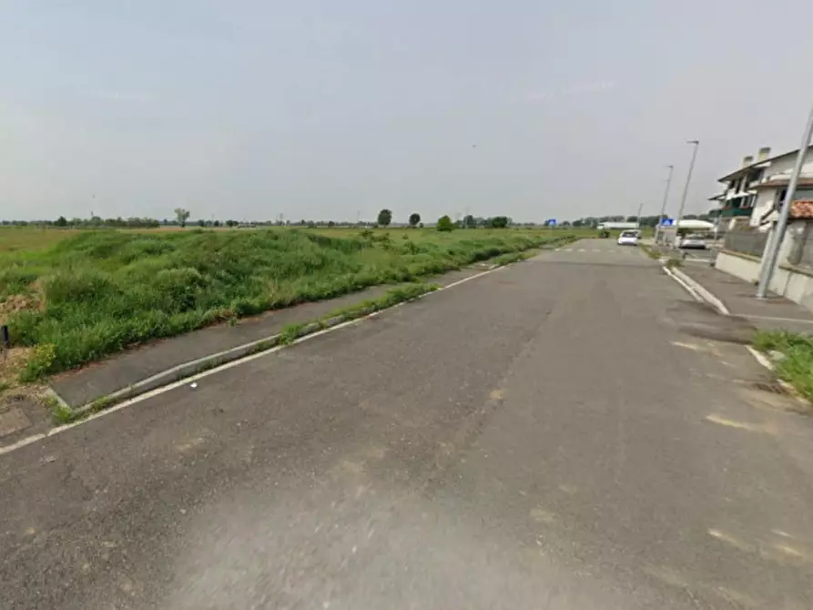 Immagine 9 di Terreno in vendita  in Via G. Ungaretti, N. snc a Inverno E Monteleone