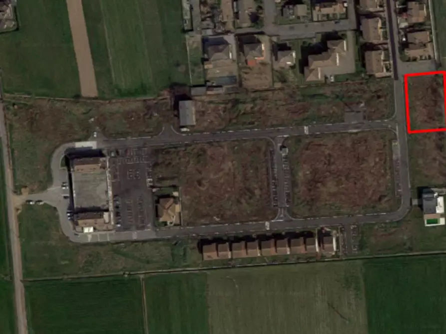 Immagine 1 di Terreno in vendita  in Via Camillo Benso Conte di Cavour, N. snc a Inverno E Monteleone