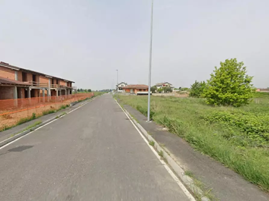 Immagine 8 di Terreno in vendita  in Via Camillo Benso Conte di Cavour, N. snc a Inverno E Monteleone