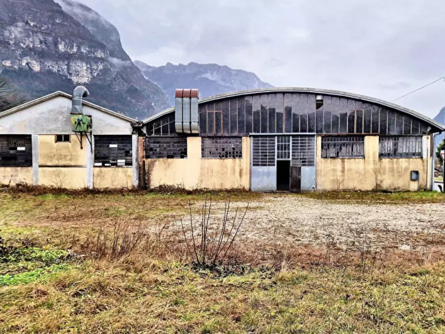 Immagine 2 di Capannone industriale in vendita  in Via Cerati (Via Dogana), N. 25 a Valdastico