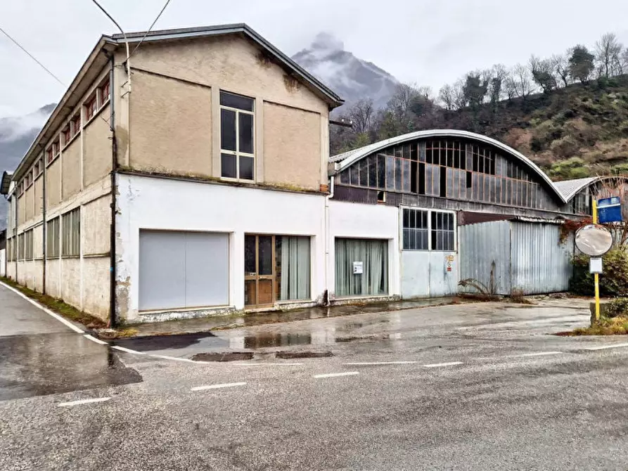 Immagine 3 di Capannone industriale in vendita  in Via Cerati (Via Dogana), N. 25 a Valdastico