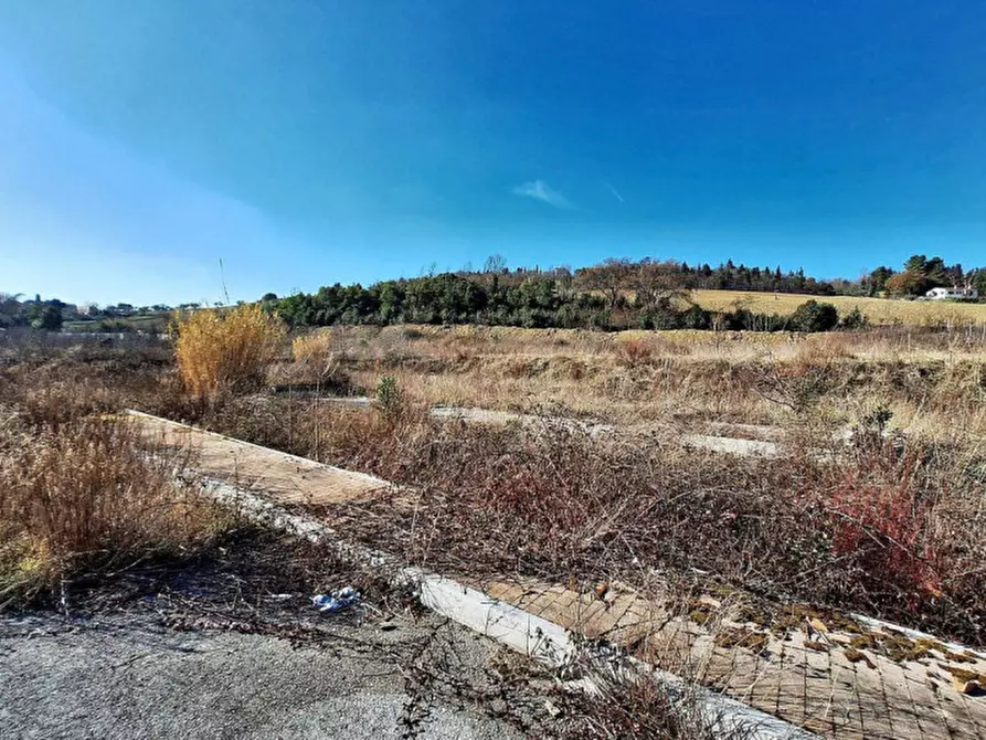 Immagine 14 di Terreno in vendita  in C. da Peschiera, N. snc a Macerata