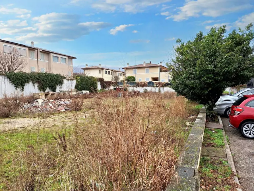 Immagine 7 di Terreno in vendita  in Via Roma, N. snc a Foligno