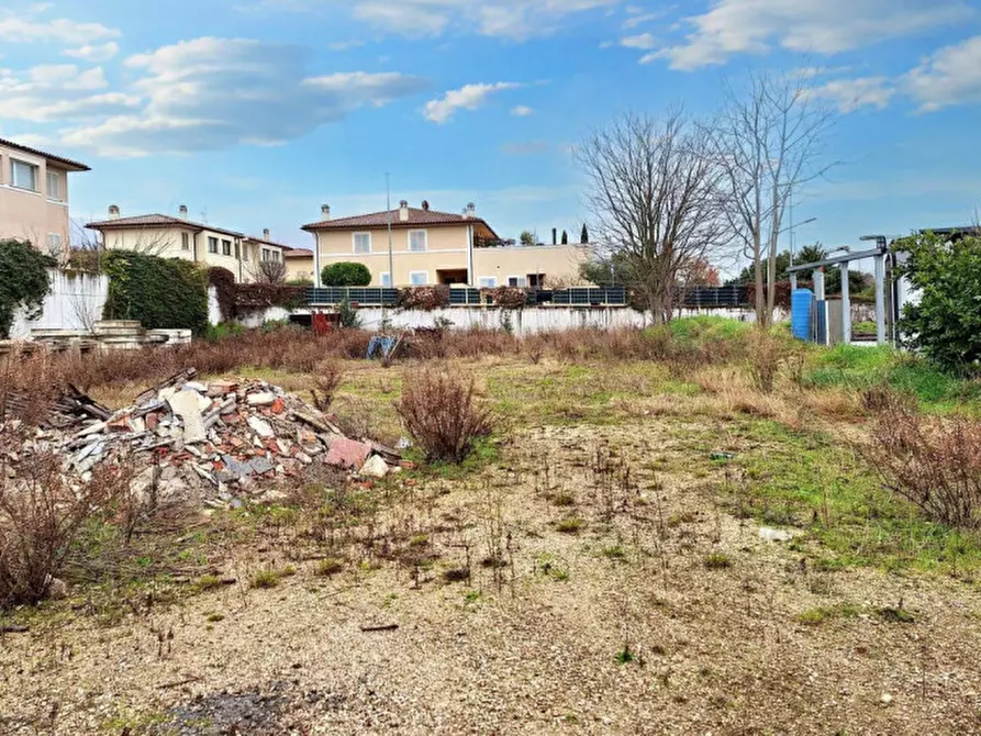 Immagine 8 di Terreno in vendita  in Via Roma, N. snc a Foligno