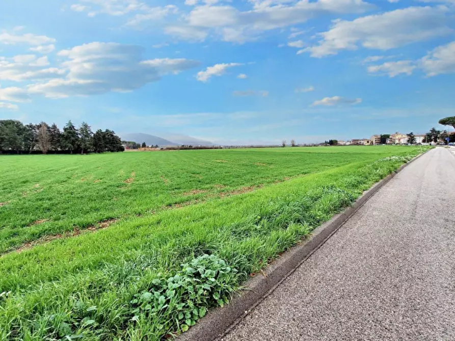Immagine 10 di Terreno in vendita  in Via Intermezzi, N. snc a Foligno