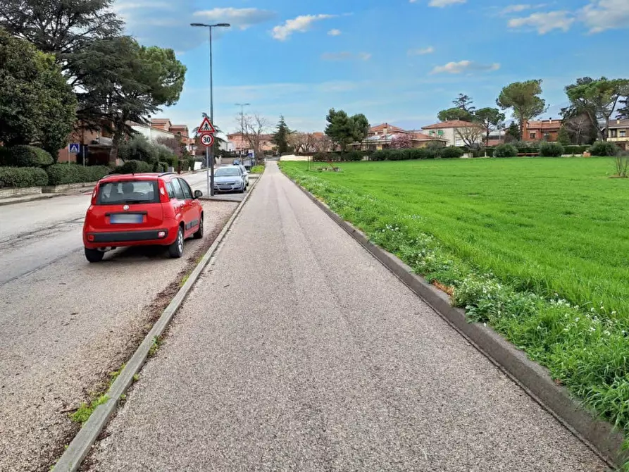 Immagine 12 di Terreno in vendita  in Via Intermezzi, N. snc a Foligno