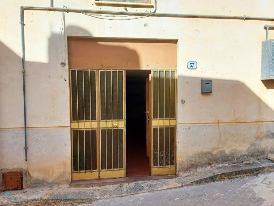 Immagine 11 di Appartamento in vendita  in via  Miracoli, N. 57 a Nicosia