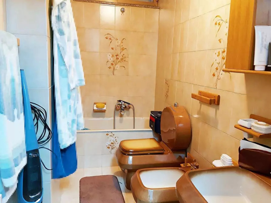 Immagine 10 di Appartamento in vendita  in Via  Belviso, N. 65 a Nicosia