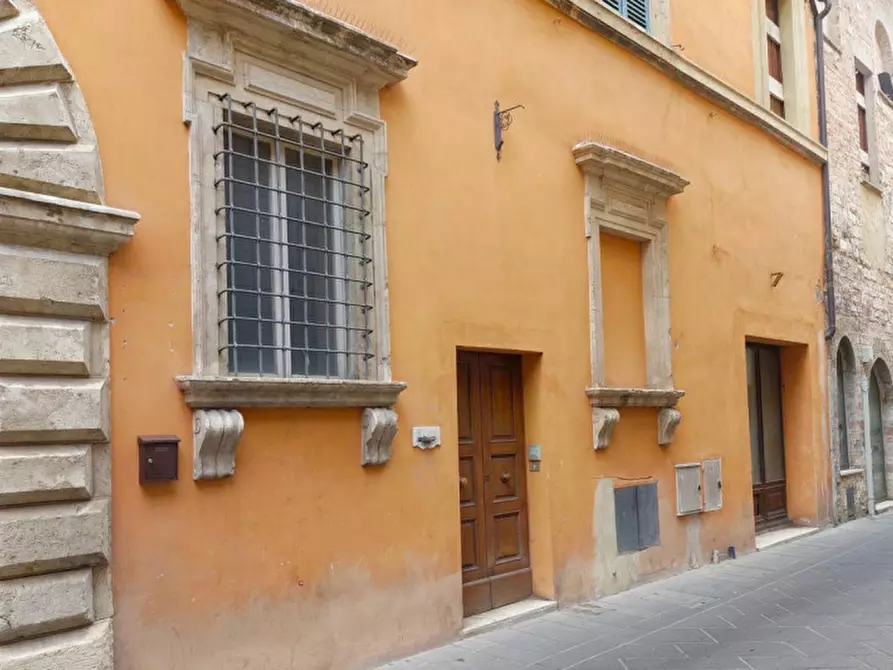 Immagine 2 di Ufficio in vendita  in Via Palestro, N. snc a Foligno