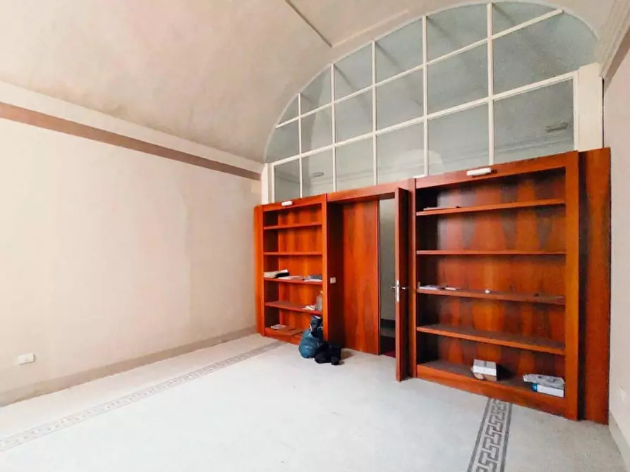 Immagine 8 di Ufficio in vendita  in Via Palestro, N. snc a Foligno