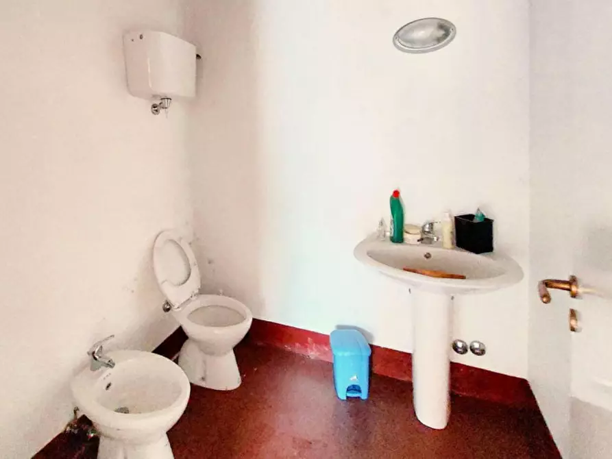 Immagine 9 di Ufficio in vendita  in Via Palestro, N. snc a Foligno