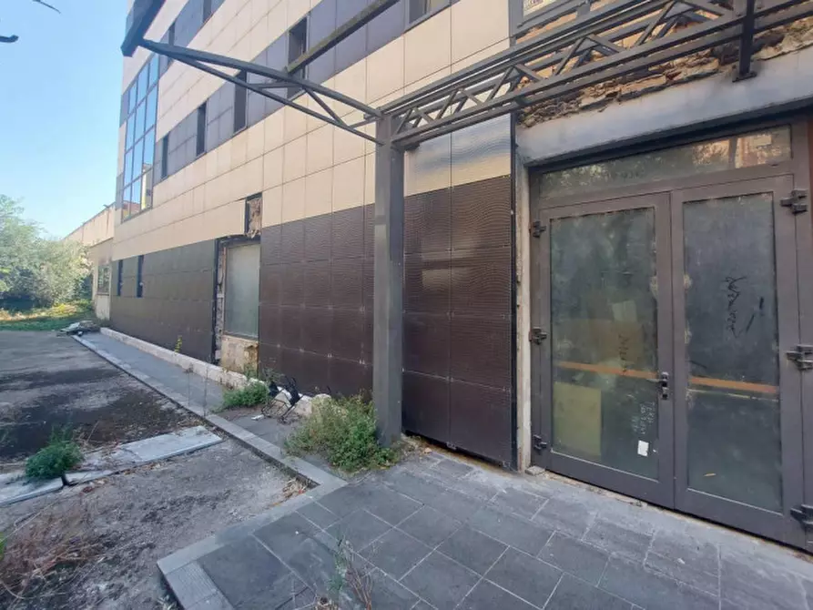 Immagine 9 di Attività commerciale in vendita  in Via Palombarese, N. Km 18,900 a Guidonia Montecelio