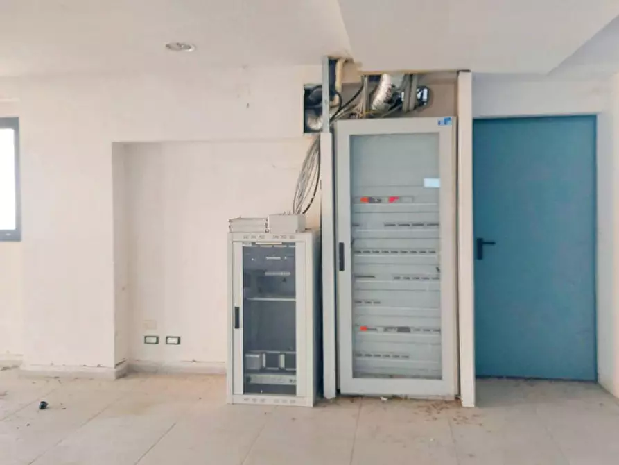 Immagine 16 di Attività commerciale in vendita  in Via Palombarese, N. Km 18,900 a Guidonia Montecelio