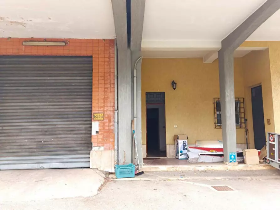 Immagine 10 di Capannone industriale in vendita  in Vico Alessandro Manzoni, N. 25 a Oliena