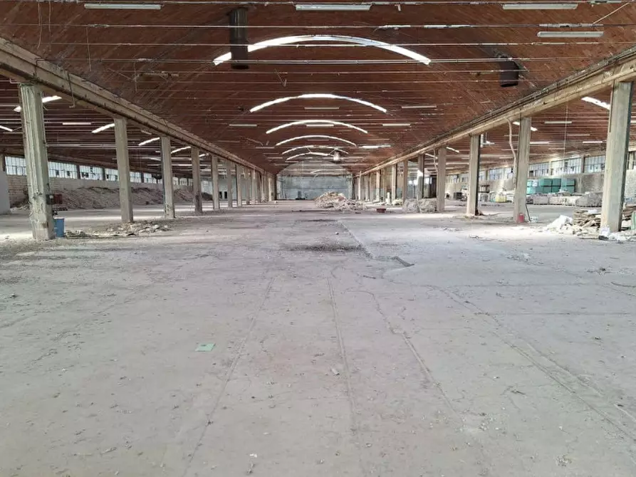 Immagine 2 di Capannone industriale in vendita  in Via Assisi, N. 104 a Cannara